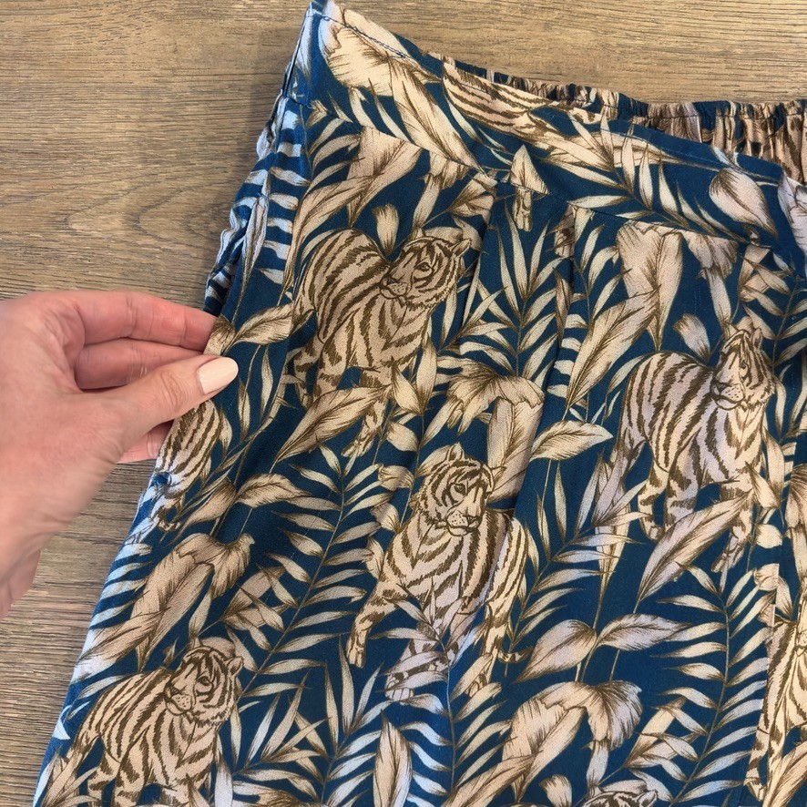 Johnny Was Workshop Lightweight Cuffed Cropped Ti… - image 3