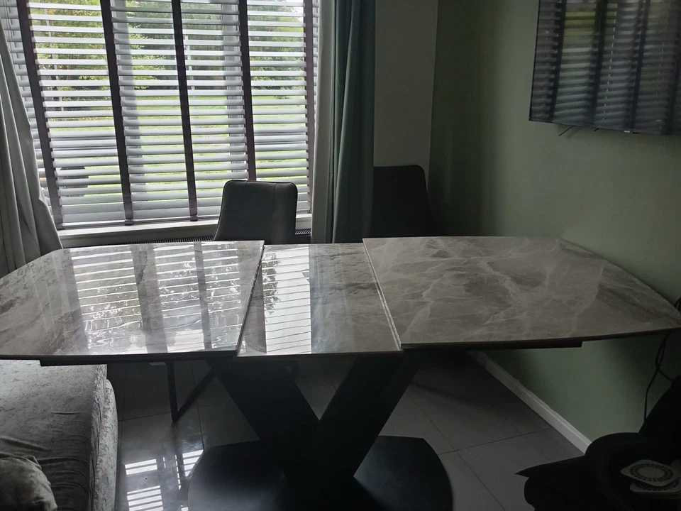 Large Dining Table Height 75cm Width 160cm Can Extend Width to 200cm Table Top 4 - Image 3 of 3