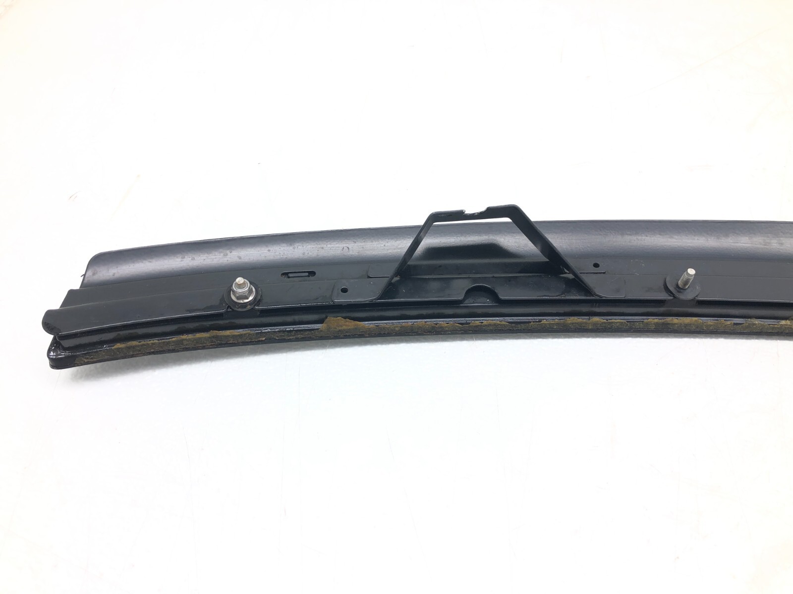 2014-2018 BENTLEY FLYING SPUR REAR HIGH MOUNT THIRD 3RD BRAKE LIGHT #FOR PARTS.