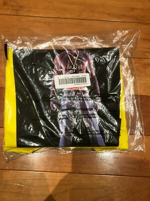 Supreme Yellow Tupac Hologram Tee Shirt Medium M NEW UNOPENED SS20