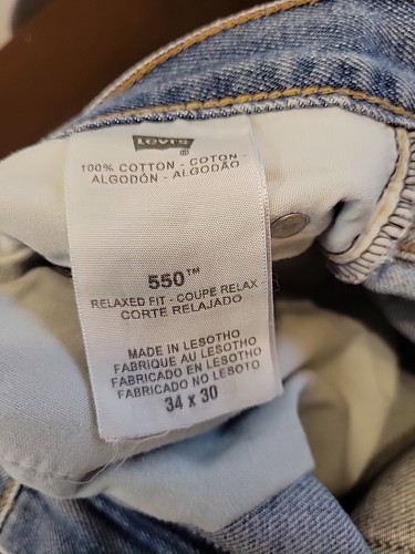 🤘Vtg Levis 550 Jeans Mens 34x30 Blue Relaxed Fit Light Washed! Nice Condition🤘 - Picture 19 of 24