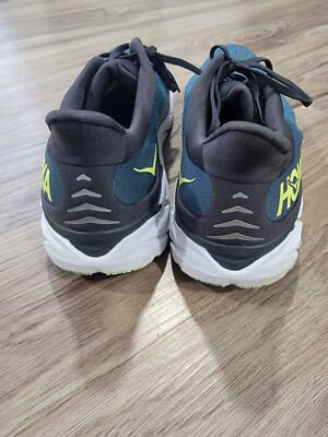 Hoka Men display picture 1