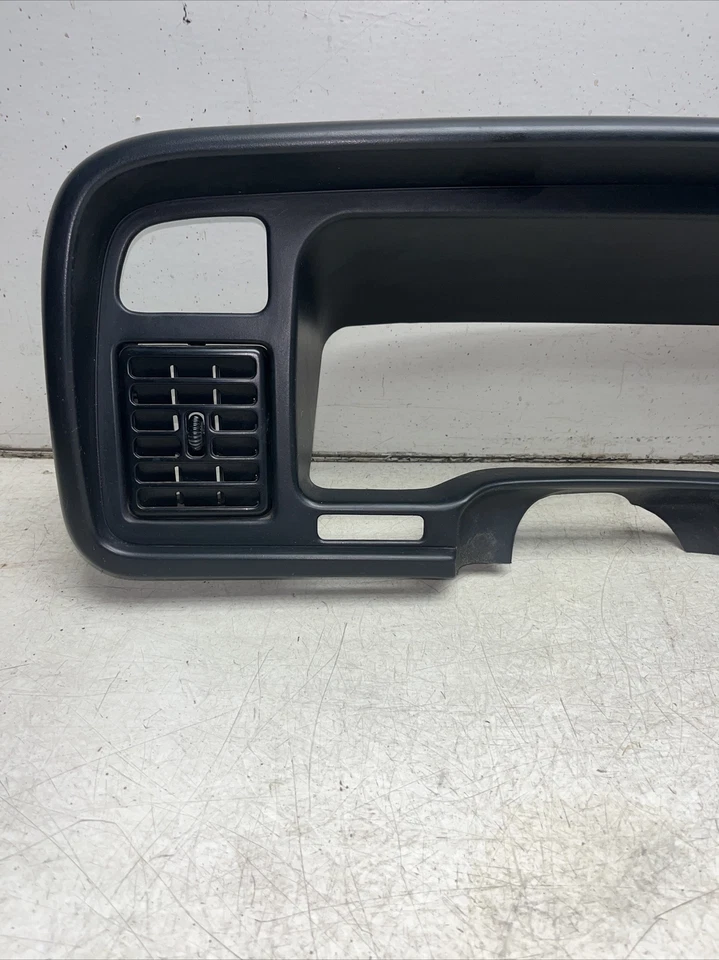 Cuadro de instrumentos Speedo radio tablero Dodge Ram 94-97 bisel moldura OEM 55114870 B53 Foto 2 de 4