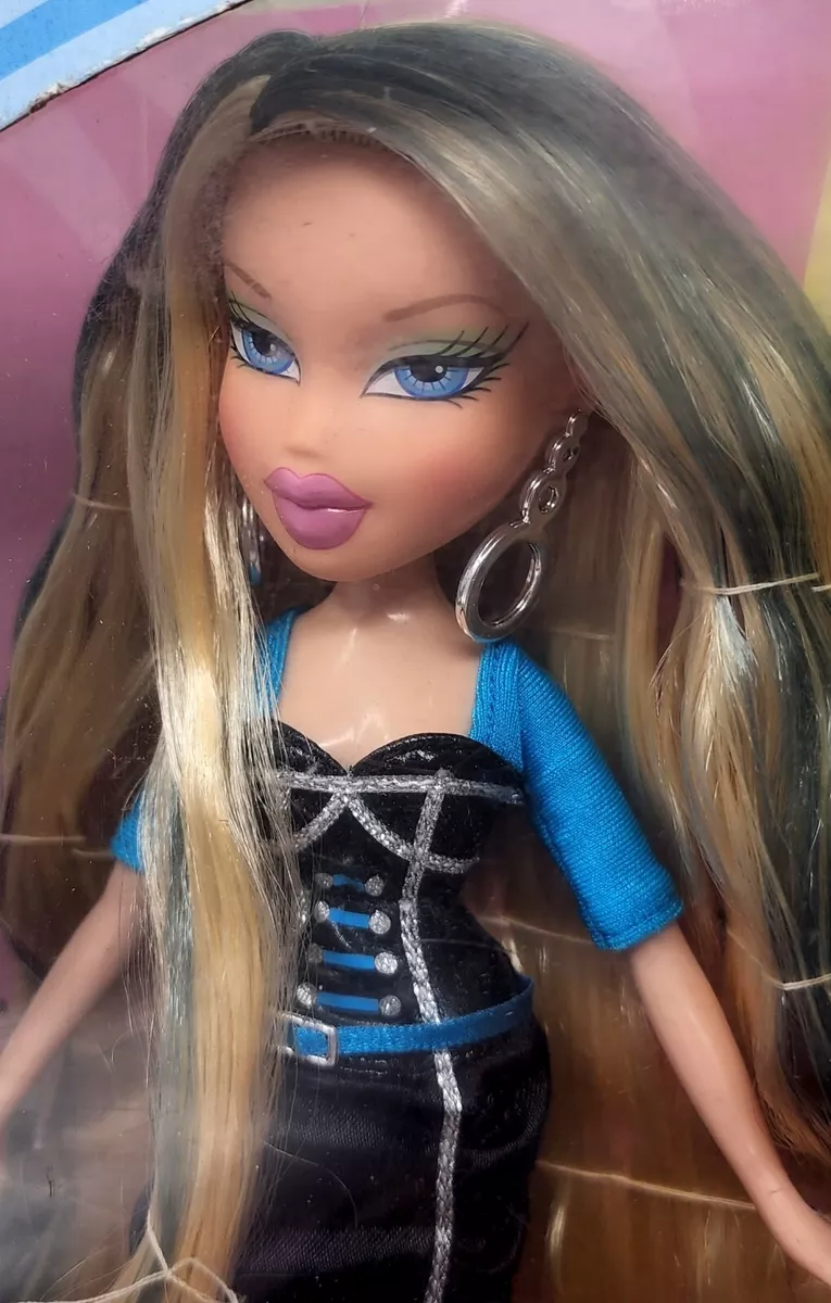 Bratz Magic Hair  Bratz doll, Bratz doll outfits, Black bratz doll