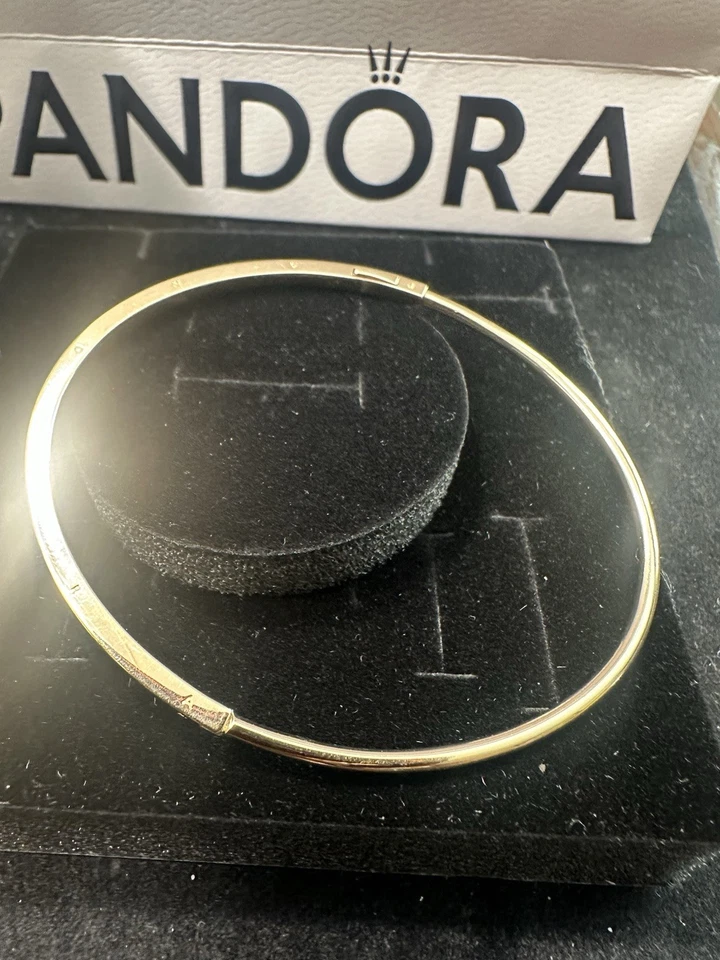 Brazalete Pandora Signature Oro Sólido 14k I-D Talla 6.9 en Caja.  Foto 3 de 4