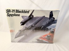 NEW MIB Testors SR-71 Blackbird Spyplane Mode...