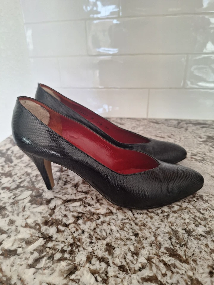Vintage Yves Saint Laurent Paris Black Snakeskin Pumps US 7.5 - Image 3 of 4