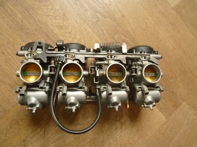 Kawasaki ZX10 Tomcat vergaser gereinigt überholt