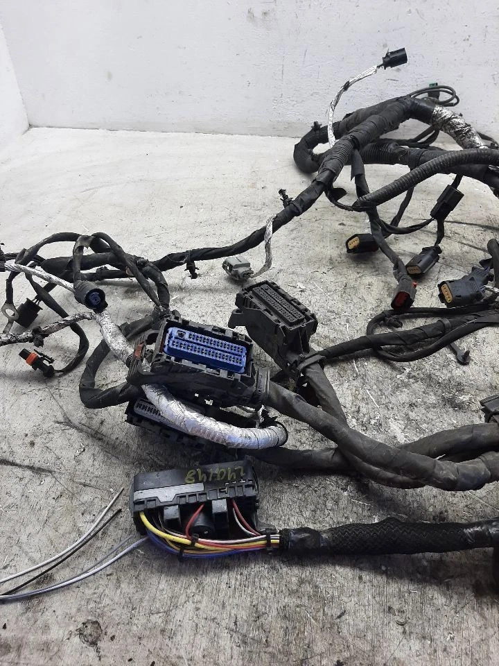 2014-2017 BUICK REGAL Engine Room Wire Harness 2.0L FWD Auto ID 39064343  - Image 2 of 4