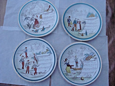 QUATRE ASSIETTES PARLANTE EN FAIENCE DE CREIL MONTERAU