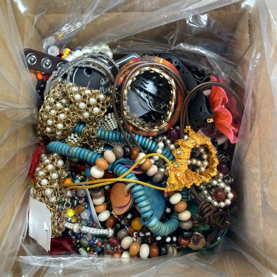 7.15lbs Bundle of Assorted Bulk Fashion Costume Jewelry eBay