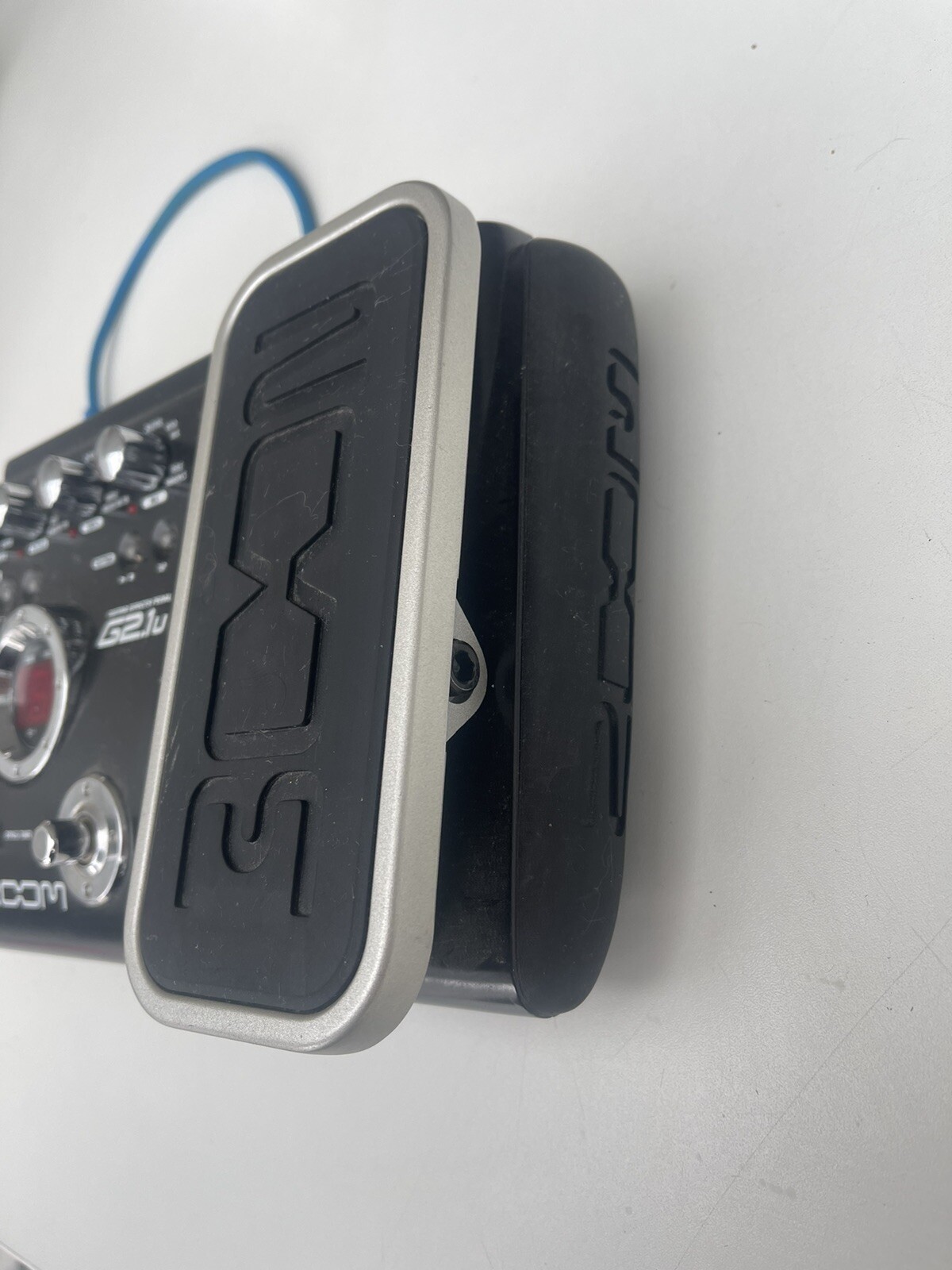 Zoom G2.1u Guitar MultiEffect Pedal with Drum machine eBay