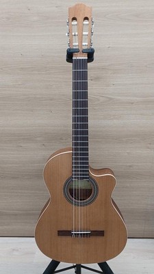 ALHAMBRA NATURE CT EZ Electric Acoustic Guitar