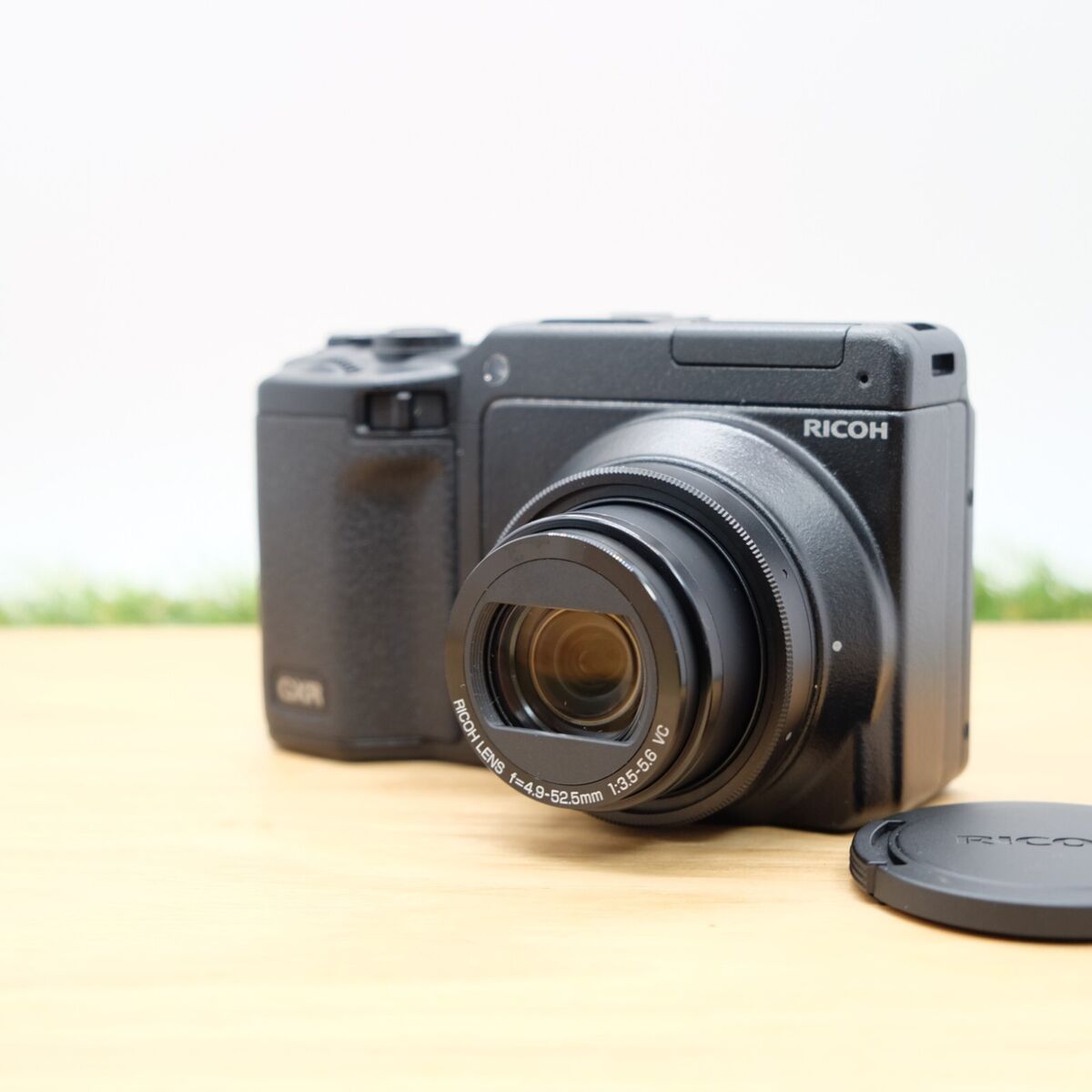 Ricoh GXR Digital Camera Black Body + P10 Lens Kit W/ Box Ricoh GXR Digital Camera Black Body + P10 Lens Kit W/ Box