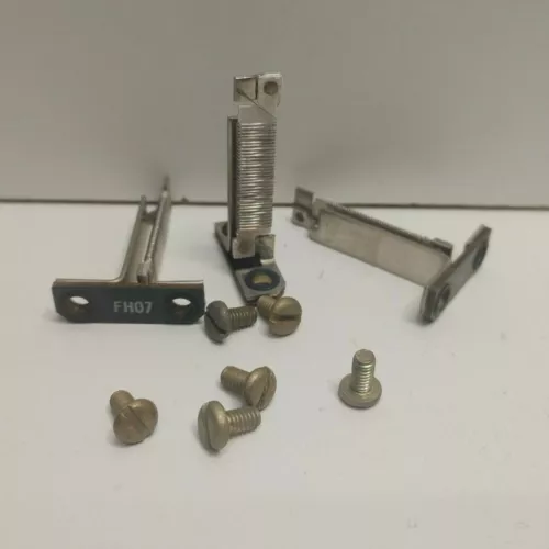 LOT OF 3 NEW OLD STOCK! EATON 0.39-0.42A OVERLOAD RELAY HEATER ELEMENTS FH-07