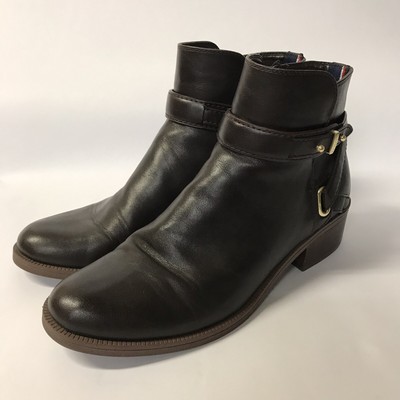 tommy hilfiger reiz ankle booties