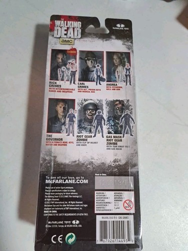 2013 McFarlane Toys AMC The Walking Dead Carl Grimes Action Figure Signed. - Picture 2 of 4