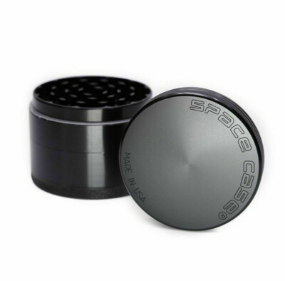 Neu schwarz Space Case Kräutermühle 63 mm 4-teilig/Teil großes Spacecase UK VERKÄUFER