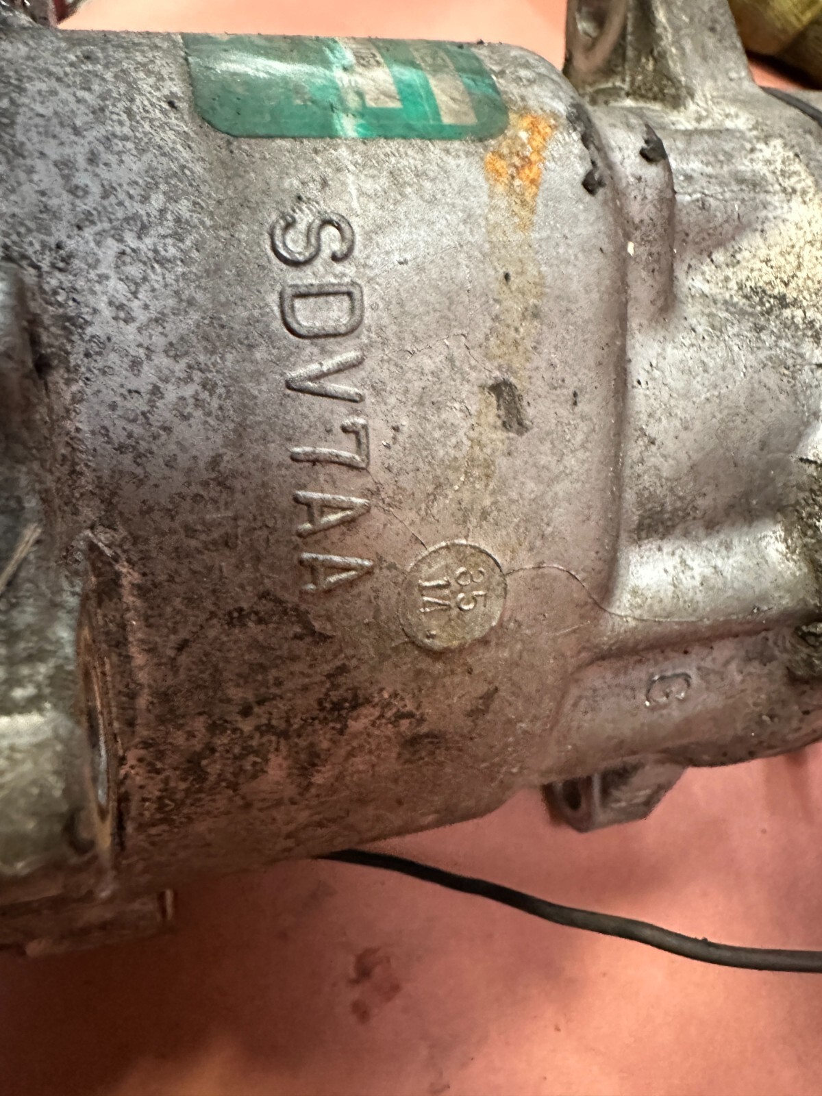 Bentley Brooklands 1994 Compressor with bracket