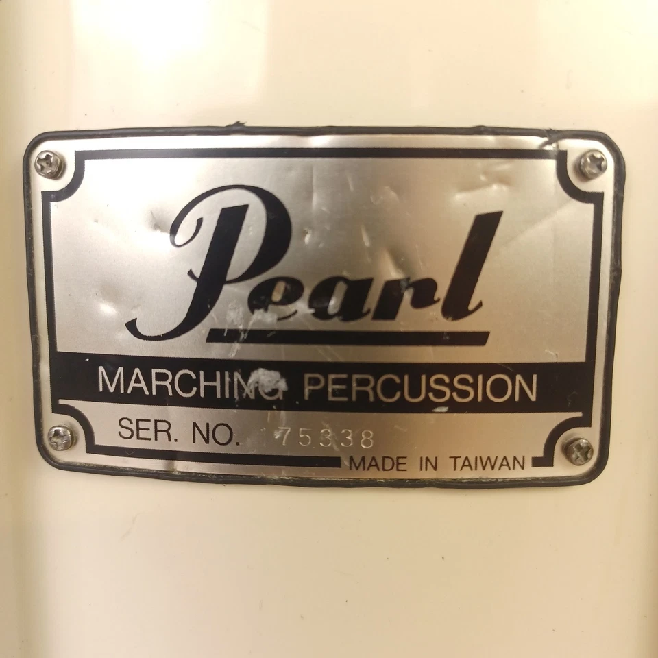 Pearl 11x13"FFX Championship Maple Marching Snare Drum White Free Floating 12Lug - Image 2 of 4
