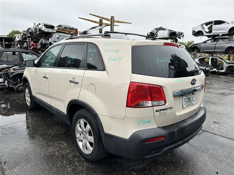 Cable de cambio automático 2,4 L 2012 Kia Sorento Foto 4 de 4