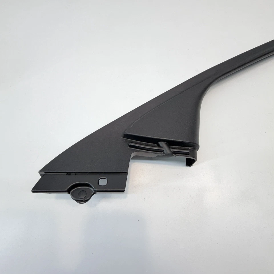 Chevrolet Malibu 2016-2025 lado derecho puerta superior ventana marco moldura OEM Foto 2 de 4