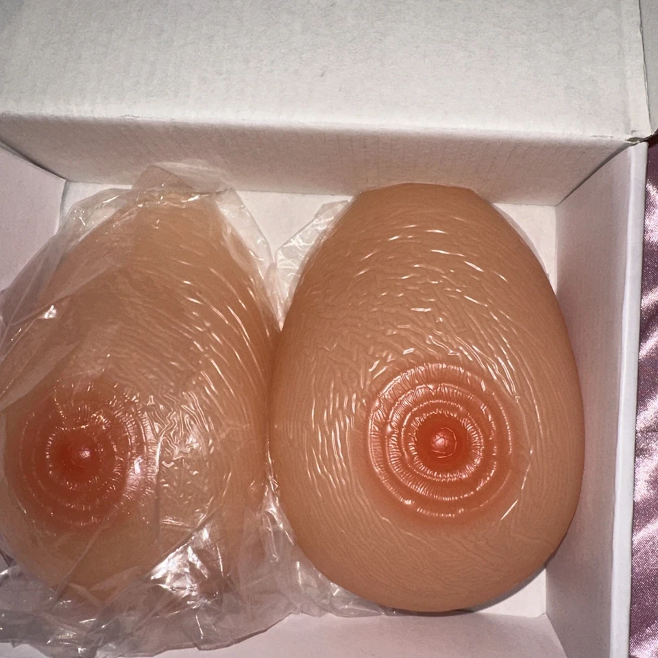 Fake Boobs pear shape Bra Enhancers Silicone Breast Forms 1,000g d cup - Image 2 of 4