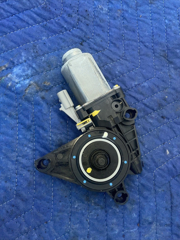 2011-2014 Dodge Charger Power Window Motor Rear Right RH OEM 402482D - Image 2 of 3