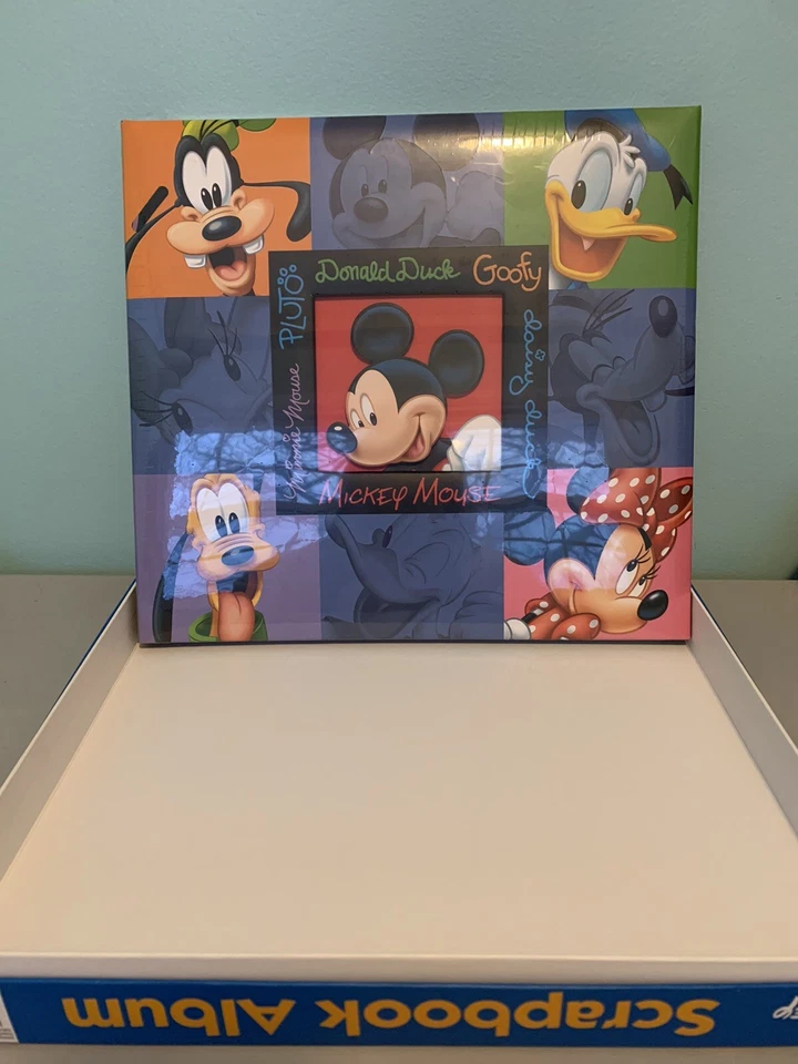 Álbum de recortes Disney Mickey Mouse & Friends 12 x 12 encuadernado con 10 páginas NUEVO Foto 2 de 4