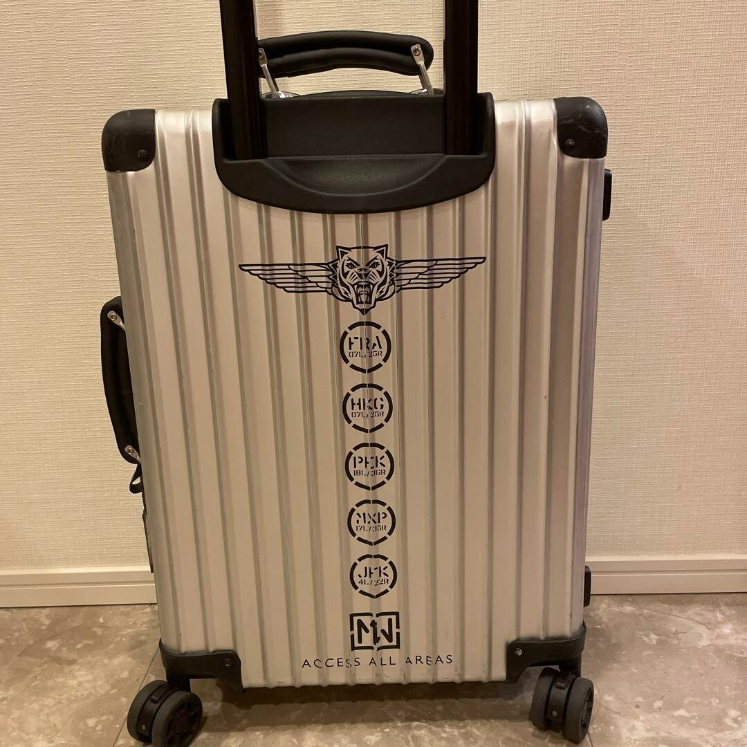 RIMOWA × Michael Wong (MW) 香港限定モデル 35I RIMOWA × Michael Wong (MW) 香港限定モデル 35I Yahoo