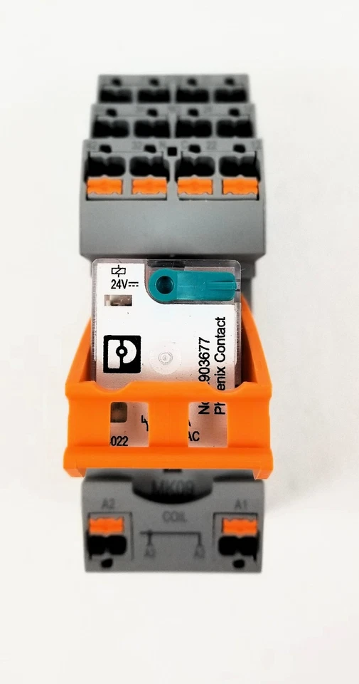 10 Phoenix Contact 2903308 Relay Module Push In 6A 24Vdc RIF-2-RPT-LDP-24DC/4X21 - Image 3 of 4