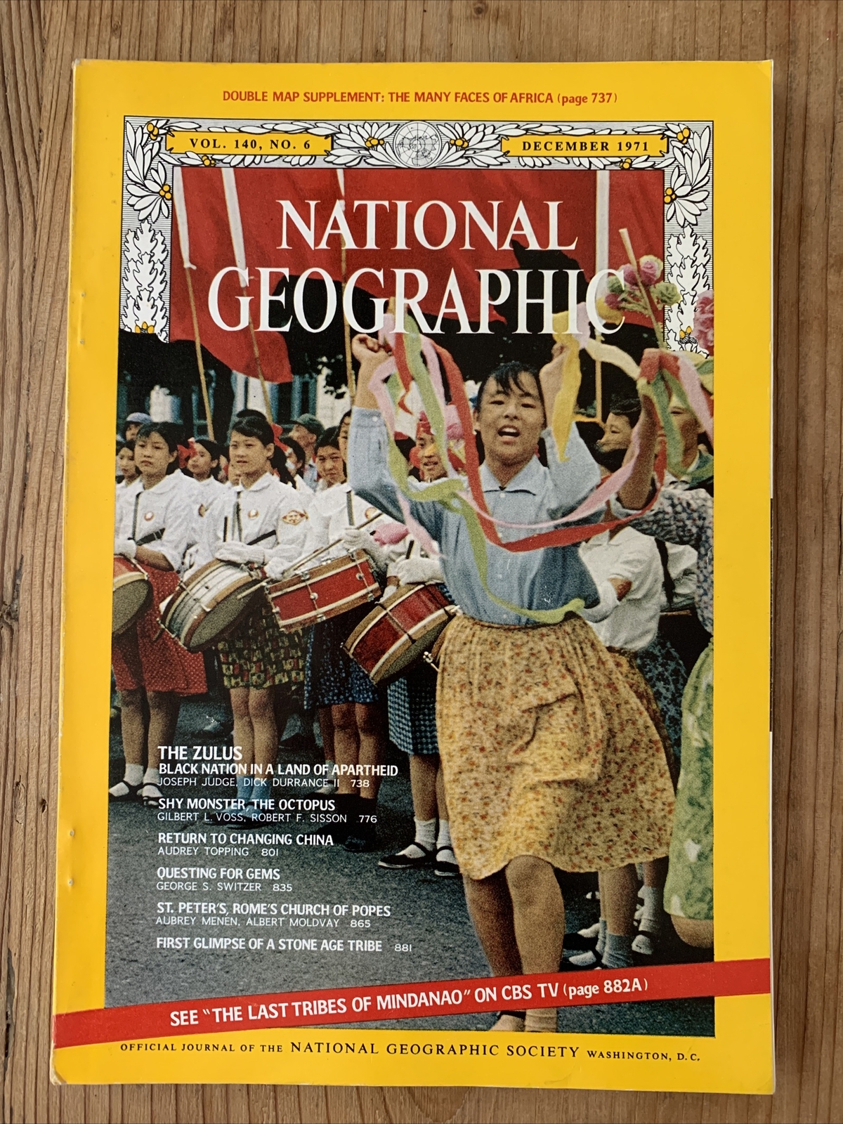 Magazine - NATIONAL GEOGRAPHIC- December 1971 - Africa, Zulus, Octopus, Gems