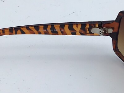 GUESS 7012 TO-34 LOGO G ANIMAL PRINT/ PATTERN ARMS 61-18-129  display picture 2