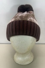 NWT Beanie Cable Knit Hat With Faux Fur Pom Pom Free Shipping