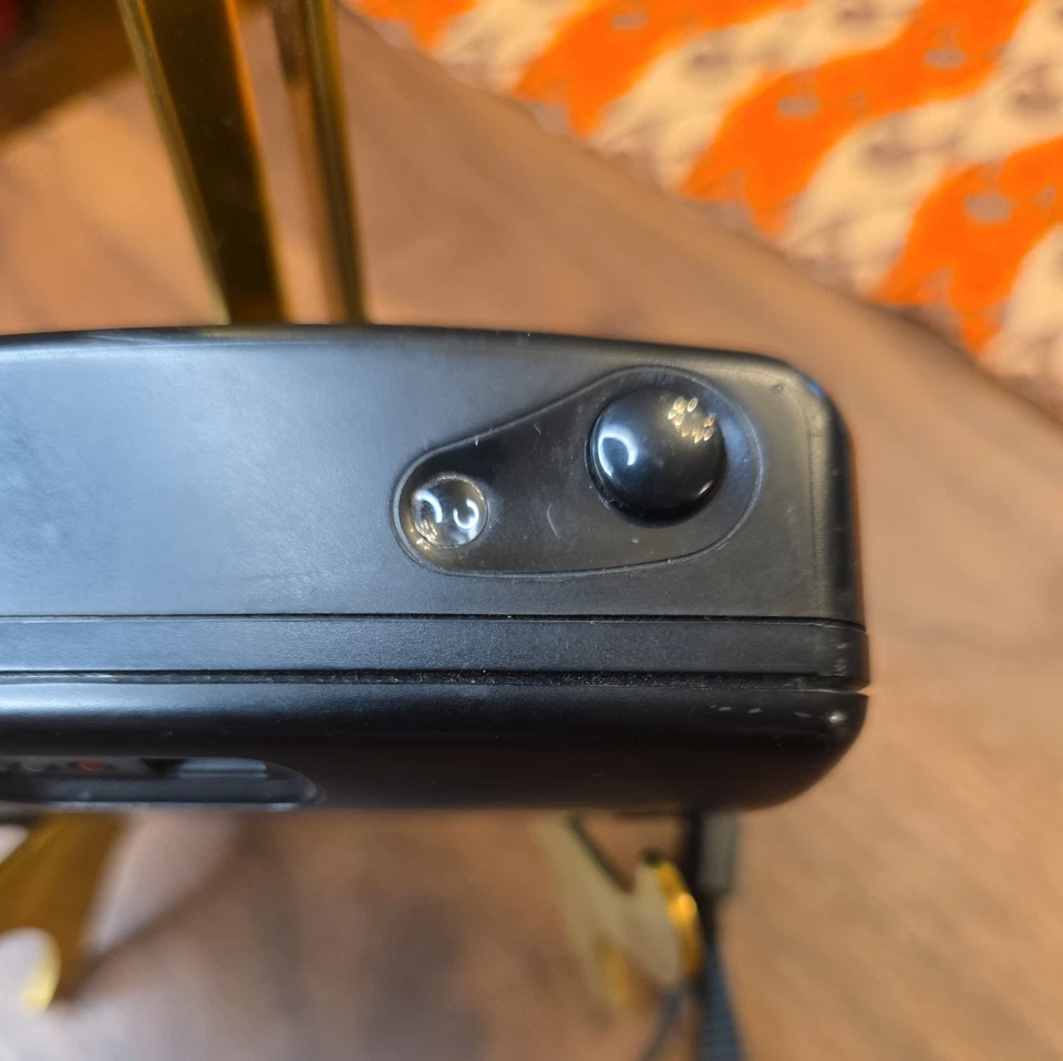 Polaroid AF Red eye Reduction 35mm Point And Shoot Film Camera Un-Tested AS IS - Image 3 of 4