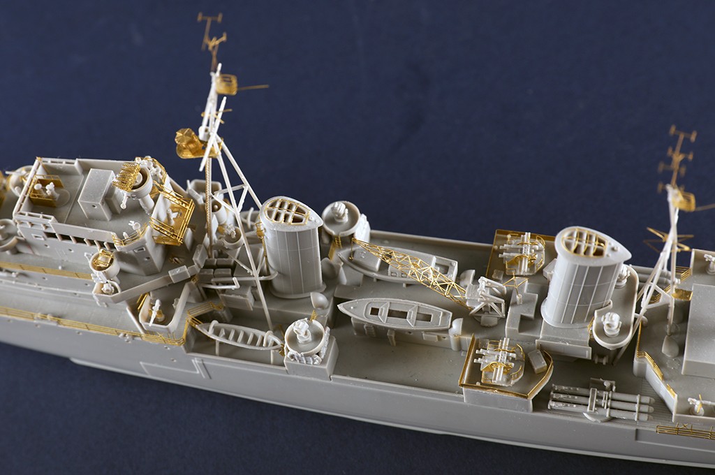 Trumpeter 05368 1:350 Scale HMS Scylla Cruiser Plastic Model Warship Kit