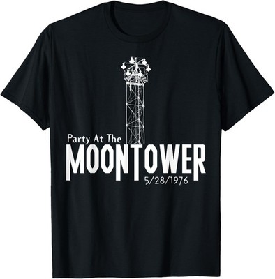 Party At The Moon Tower Funny Cool Vintage Party Classic 90s T-Shirt