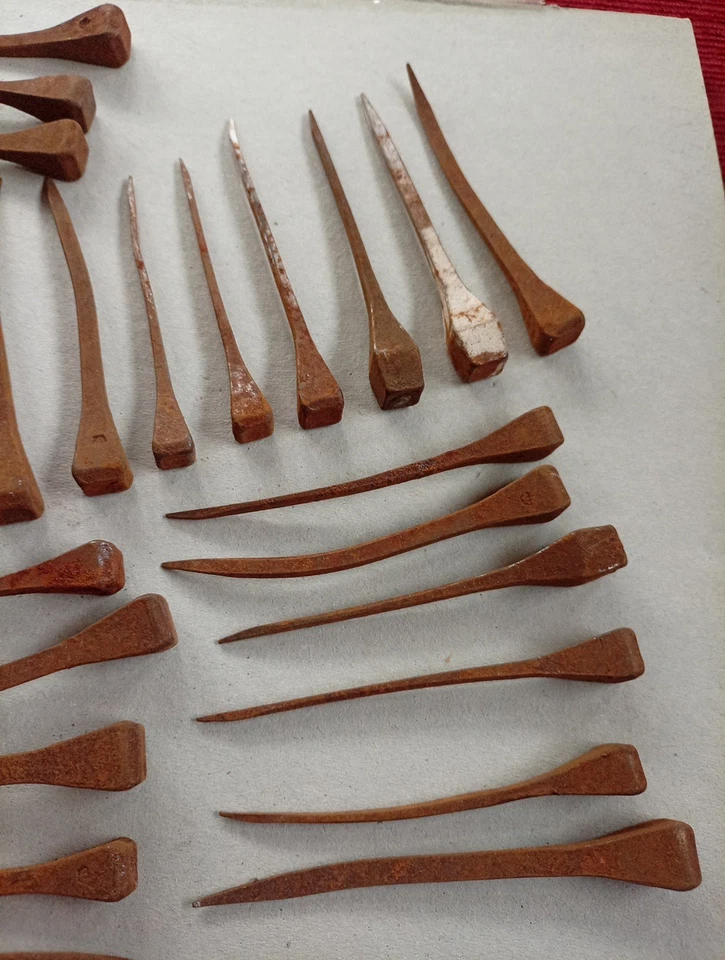 25 Clous Anciens - Photo 4/4