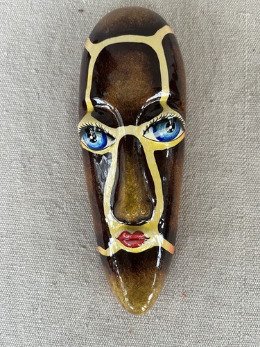Máscara Tiki Cultural Vintage Grandes Ojos Azules y Labios Rojos 7 Pulgadas