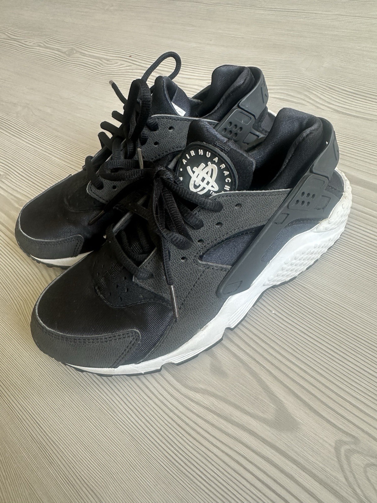 Air hurache By Nike - image 2