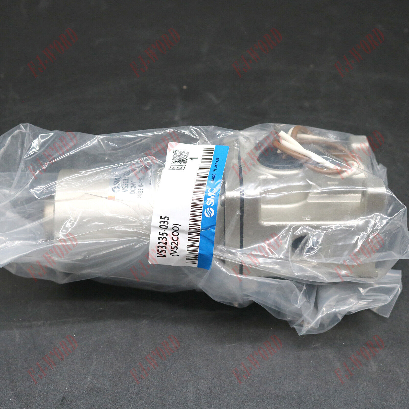 1PC SMC VS3135-035 VS3135035 Solenoid Valve New In Box Expedited Shipping #F22