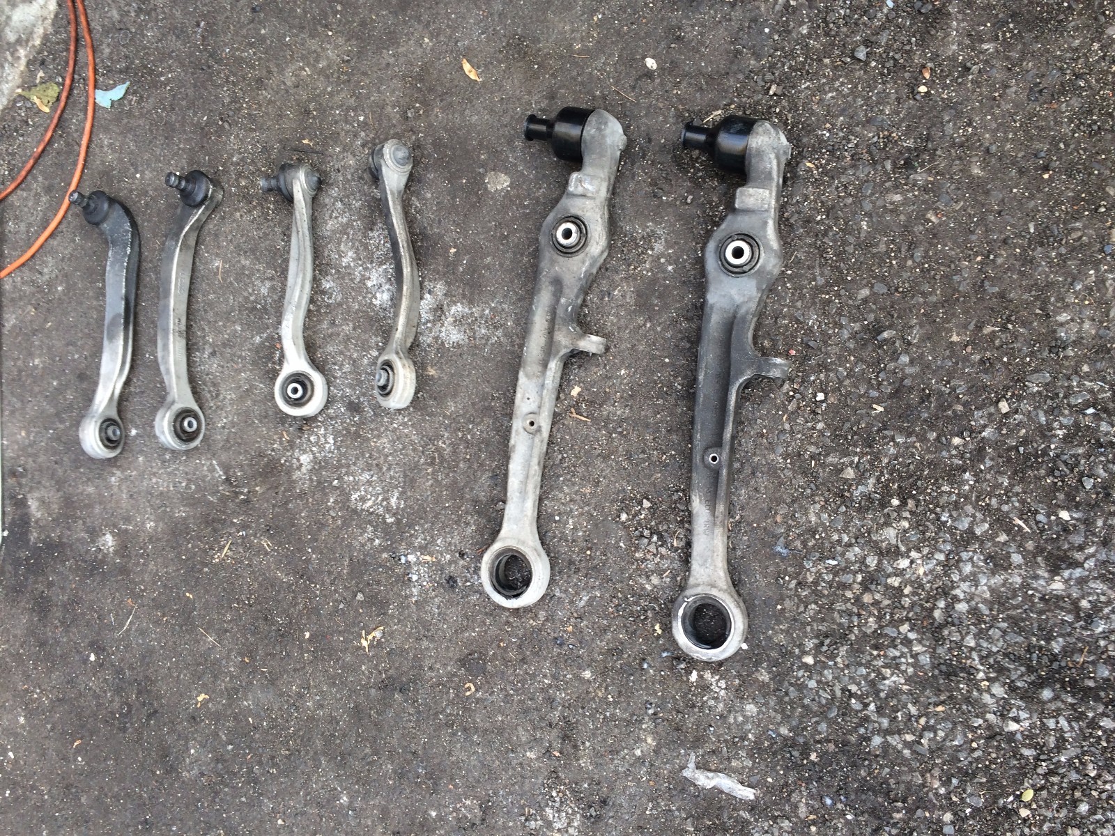 Bentley lower & upper control arms