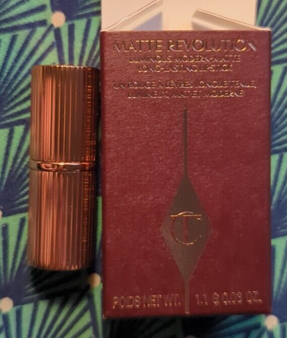Charlotte Tilbury Matte Revolution PILLOW TALK Matte Lipstick travel
