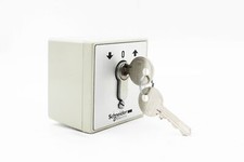 Schneider Electric BC1161 Gate Operator Key Button Surface Mounted 