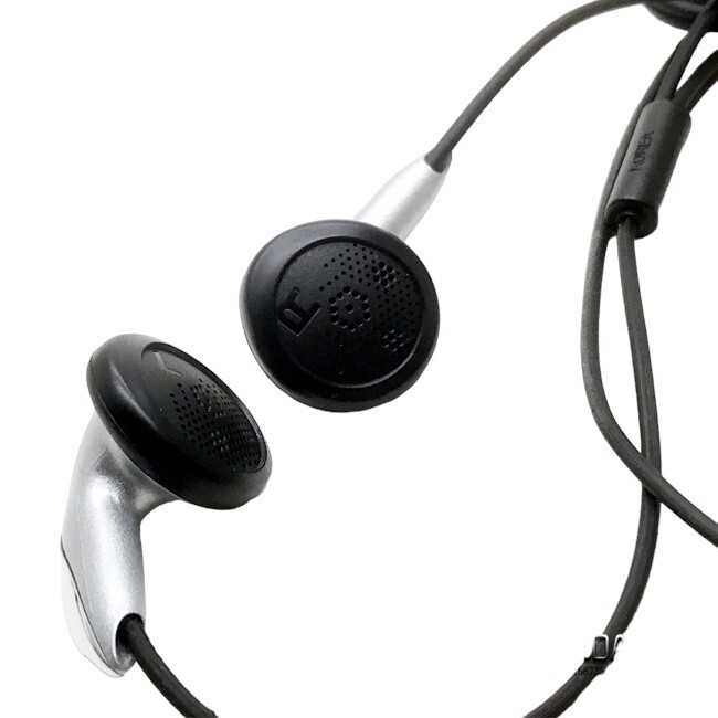 SONY Classic MDR-E838 LP In-ear Stereo Earbuds Headphones -3.5mm