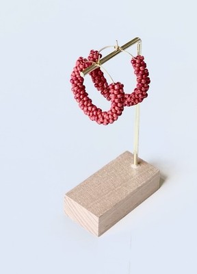 Handgefertigt Ohrringe Dark Red Beaded Earrings, Hoop