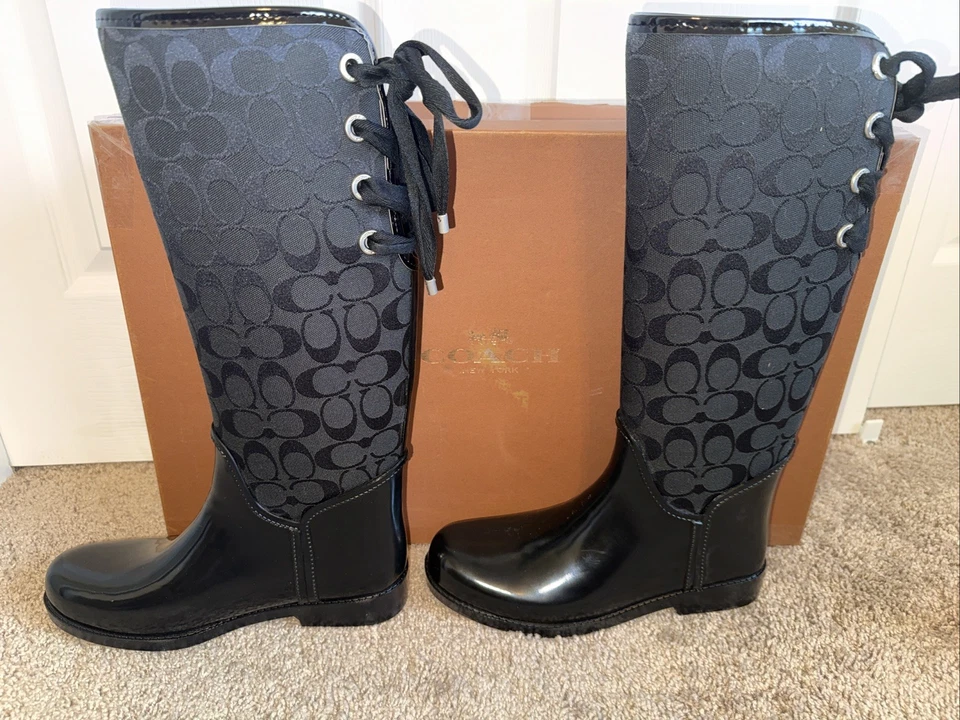 Botas de nieve COACH Signature Tristee 9M NEGRAS recubiertas de goma/lona con cordones NUEVAS Foto 3 de 4