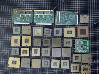 CPU Schrott Recycling Gold 981g Goldpins Keramik Pentium Athlon Prozessor AMD