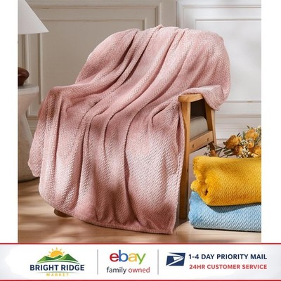 Machine Washable Throw Blanket in Dusty Pink with Flannel Fleece Material