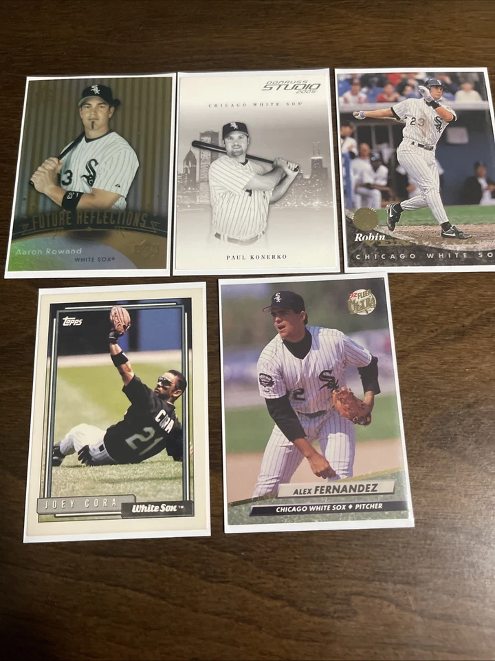 Tarjetas de béisbol con tarjetas del equipo de los Medias Blancas de Chicago Foto 2 de 4